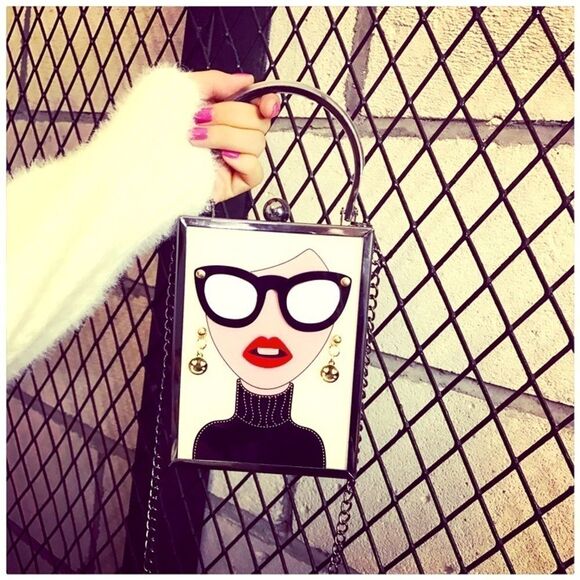 Lady Face Luxury Acrylic Evening Bag - Picture 11 of 12